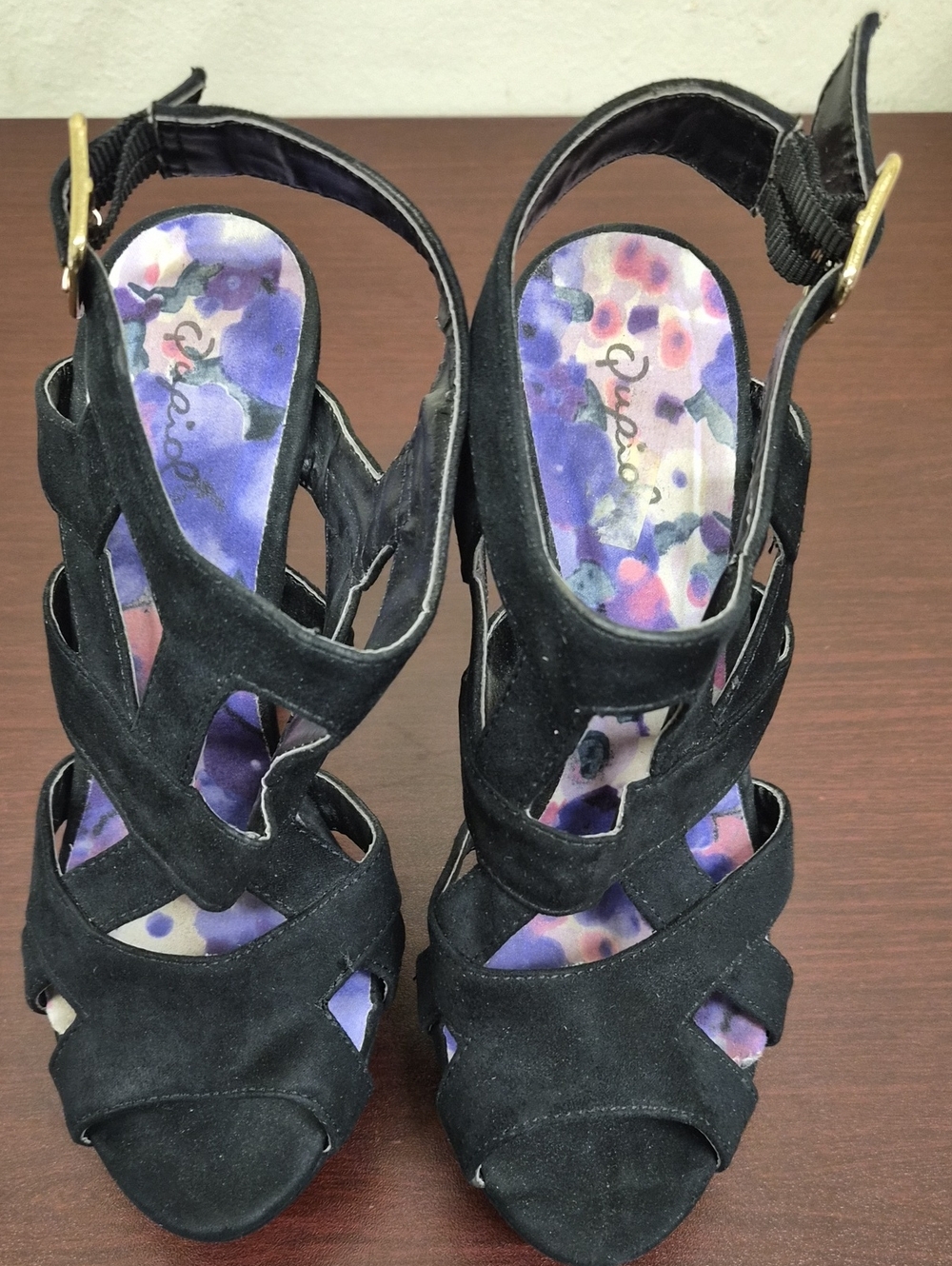 Qupid Black Strappy Suede Heels with Floral Insole | Size 6